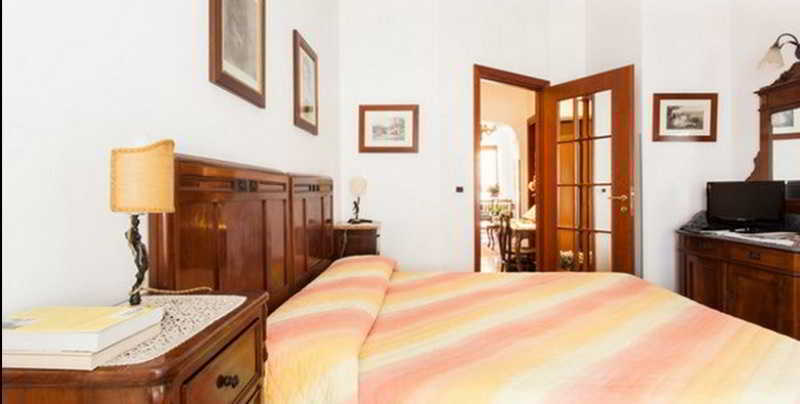 Rent Rooms Filomena E Francesca Rom Exterior foto