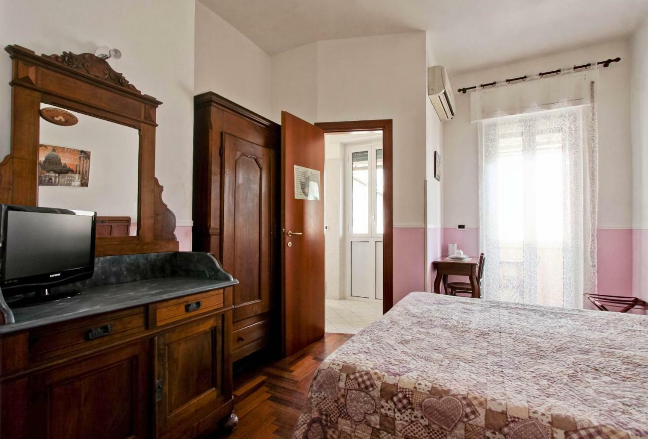Rent Rooms Filomena E Francesca Rom Exterior foto